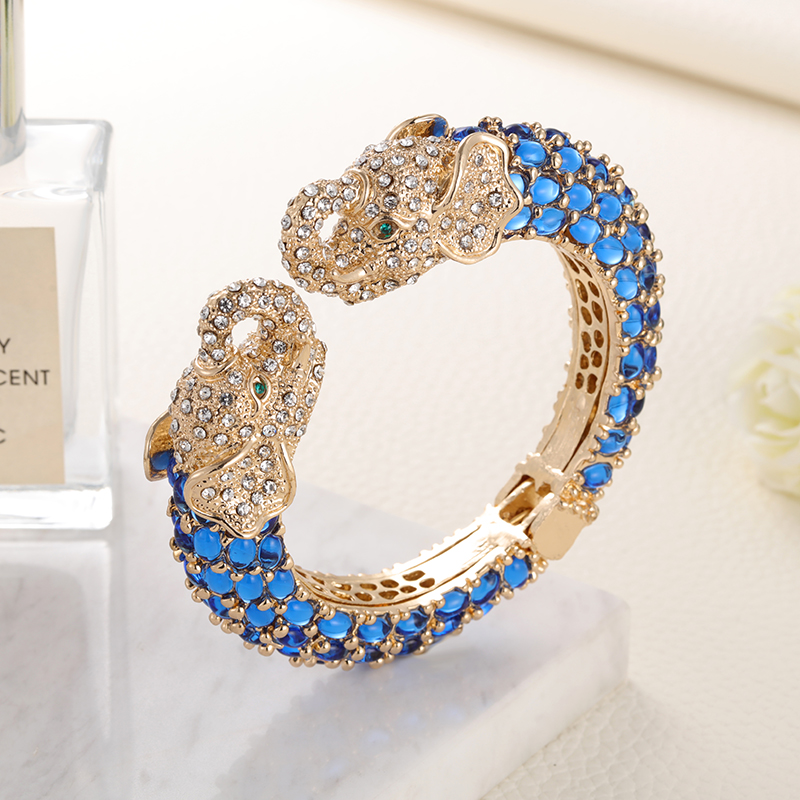 Sally's Paradise-brazaletes de - Paradise Jewelry & Watches Dolphin Mall reseña y precio